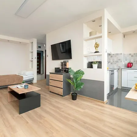 Appartement Modern On Piotrkowska Street View By Renters *